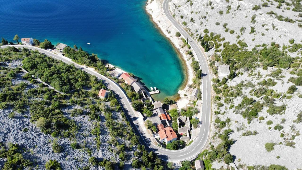 Apartment Lisarica ستاريغغاد باكلينتسا المظهر الخارجي الصورة